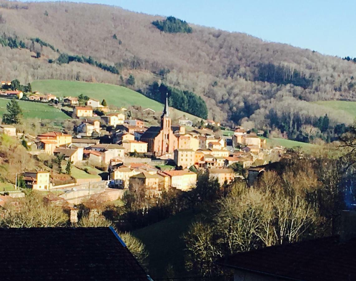 Le Chatel En Beaujolais Valsonne Buitenkant foto