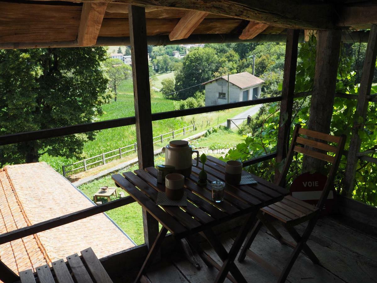 Le Chatel En Beaujolais Valsonne Buitenkant foto